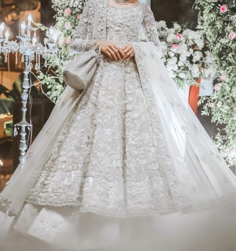 Rent Bridesmaid Dresses for wedding reception | Glamourental